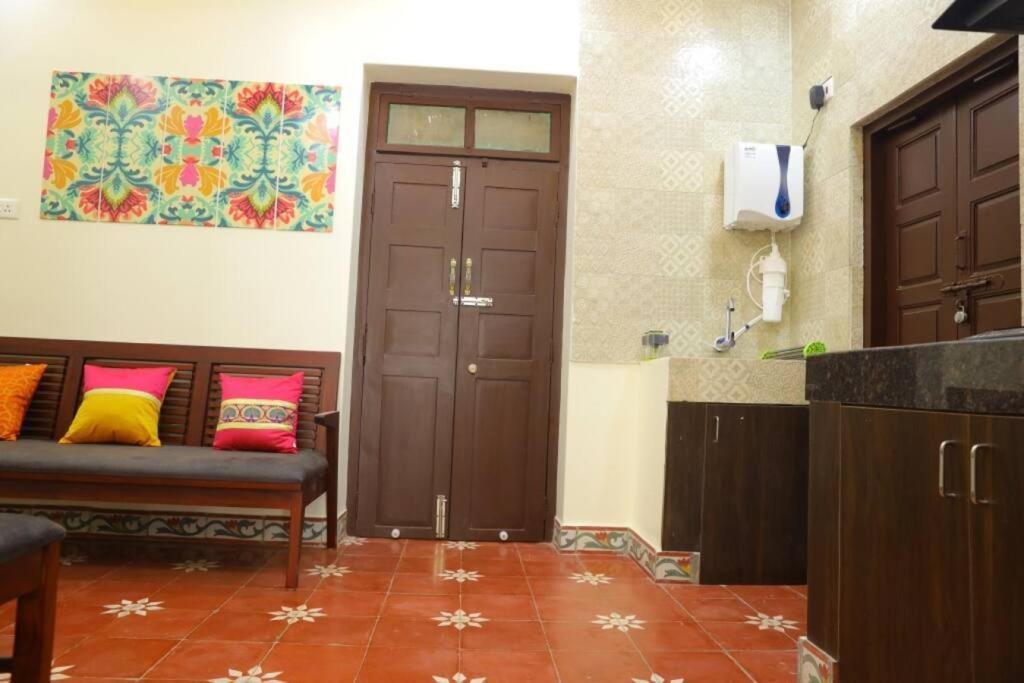 Heritage Home With 3 Bed/3 Bath With Kitchen In A Residential Neighborhood. Madurai Luaran gambar