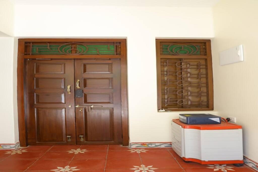 Heritage Home With 3 Bed/3 Bath With Kitchen In A Residential Neighborhood. Madurai Luaran gambar