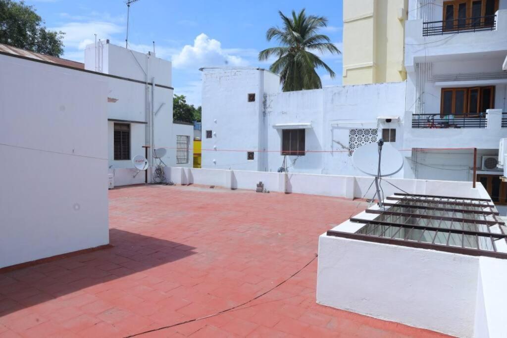 Heritage Home With 3 Bed/3 Bath With Kitchen In A Residential Neighborhood. Madurai Luaran gambar