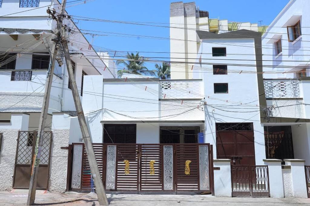 Heritage Home With 3 Bed/3 Bath With Kitchen In A Residential Neighborhood. Madurai Luaran gambar
